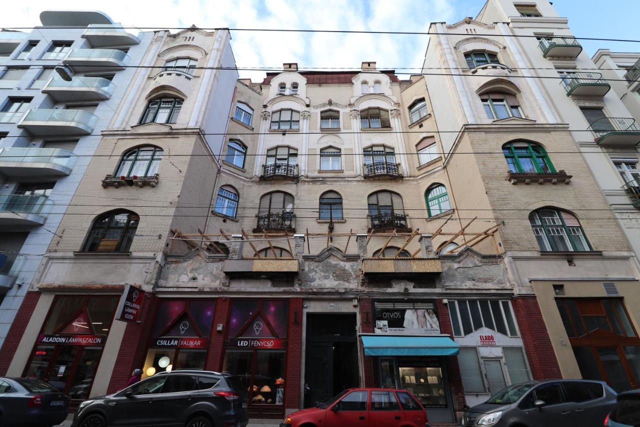 New Guest House A In Kiraly Street 106 บูดาเปสต์ ภายนอก รูปภาพ
