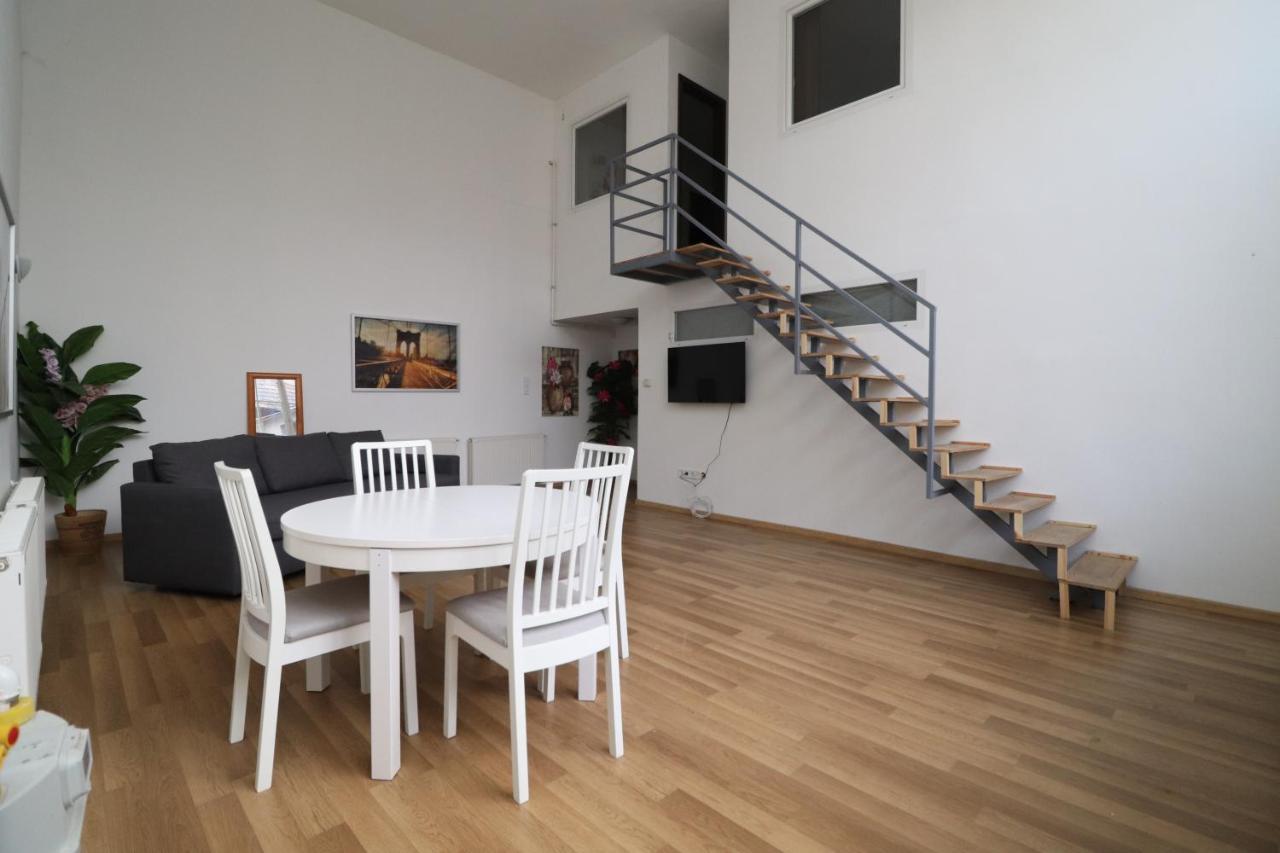 New Guest House A In Kiraly Street 106 บูดาเปสต์ ภายนอก รูปภาพ